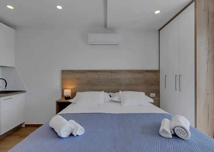 Buljan Affittacamere 3*