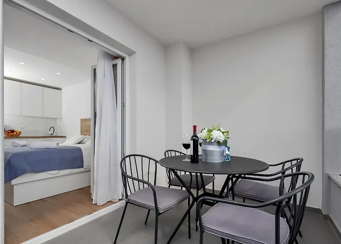 Buljan Affittacamere 3*